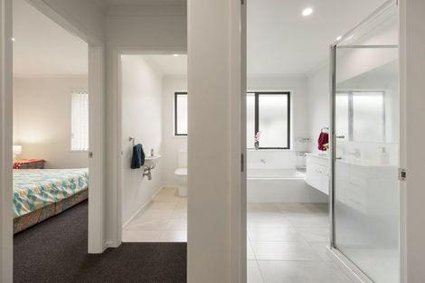 Photo of property in 51 Edgeview Crescent, Fitzroy, Hamilton, 3206