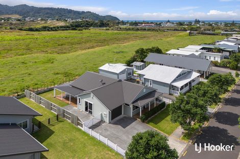 Photo of property in 46 Ocean Breeze Drive, Waihi Beach, 3611