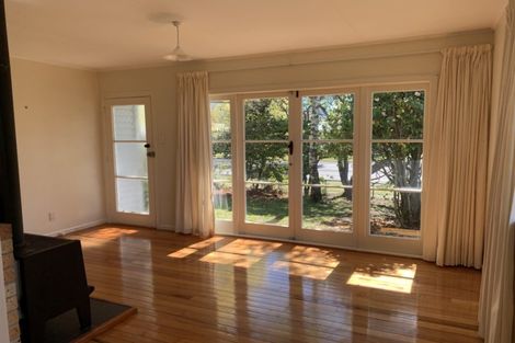 Photo of property in 102 Te Rangitautahanga Road, Turangi, 3334