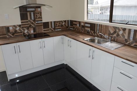 Photo of property in 22 Ivon Road, Otara, Auckland, 2023