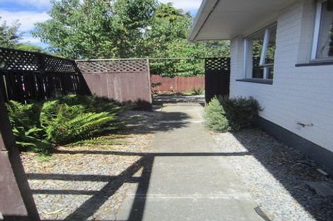 Photo of property in 2/9 Archdall Place, Avonhead, Christchurch, 8042