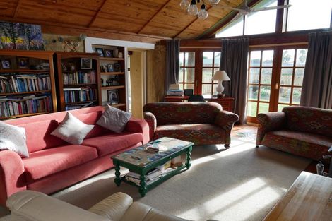 Photo of property in 31 Timaru Road, Waimate, 7924