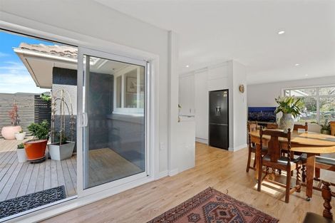 Photo of property in 208 Wairakei Road, Bryndwr, Christchurch, 8053