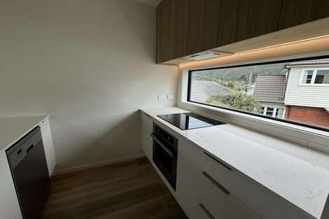 Photo of property in 6/92 Cambridge Terrace, Waterloo, Lower Hutt, 5011