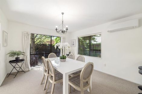 Photo of property in 1/15 Inglewood Place, Avonhead, Christchurch, 8042