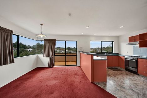 Photo of property in 11 Ballantrae Place, Highlands Park, New Plymouth, 4312