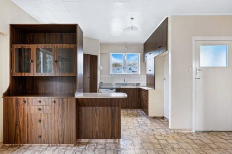 Photo of property in 4 Milton Street, Stokes Valley, Lower Hutt, 5019