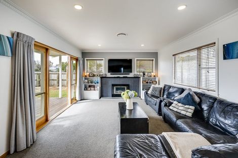 Photo of property in 2 Veronica Avenue, Marewa, Napier, 4110