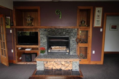 Photo of property in 15 Weenink Road, Karoro, Greymouth, 7805