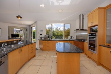 Photo of property in 10 The Terraces, Wanaka, 9305