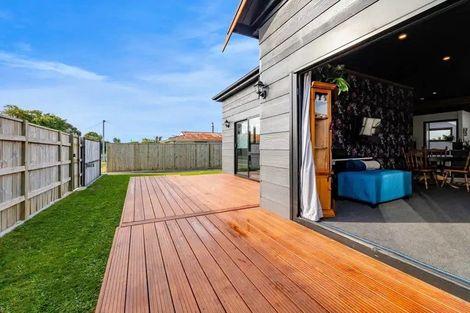 Photo of property in 126 Miranda Street, Stratford, 4332