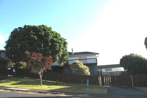 Photo of property in 4 Meadowood Drive, Unsworth Heights, Auckland, 0632