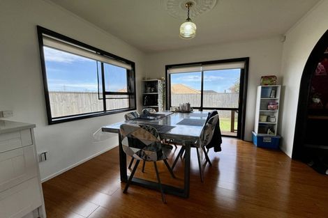 Photo of property in 543a Richardson Road, Mount Roskill, Auckland, 1041