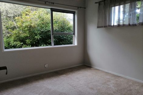 Photo of property in 34 Waverley Avenue, Glenfield, Auckland, 0629