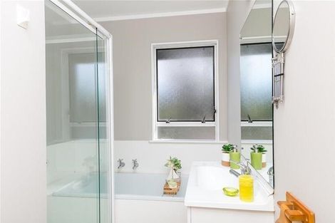 Photo of property in 68 Cunliffe Street, Churton Park, Wellington, 6037