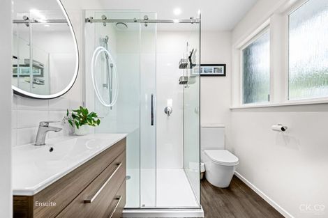 Photo of property in 3 Ashdown Way, Silverstream, Upper Hutt, 5019