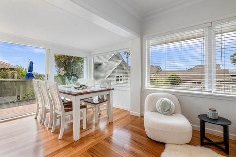 Photo of property in 31 Williamson Avenue, Belmont, Auckland, 0622