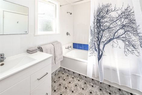 Photo of property in 86 Manuka Street, Castlecliff, Whanganui, 4501