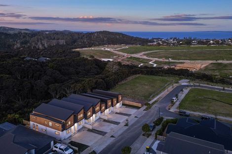 Photo of property in 11b Rockpool Road, Orewa, 0931