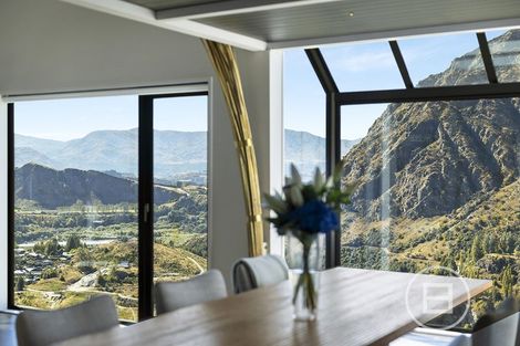 Photo of property in 12 Crows Nest Road, Arthurs Point, Queenstown, 9371