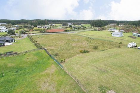 Photo of property in 10 Kanuka Drive, Waitarere, Levin, 5510