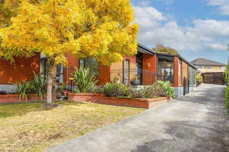 Photo of property in 36 Penruddock Rise, Westmorland, Christchurch, 8025