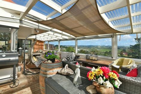 Photo of property in 75 Pipitiwai Drive, Helensville, Kaukapakapa, 0871