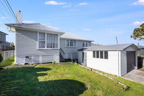 Photo of property in 17 Morgan Street, Johnsonville, Wellington, 6037