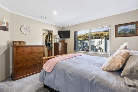 Photo of property in 46 Dillon Drive, Bell Block, New Plymouth, 4312