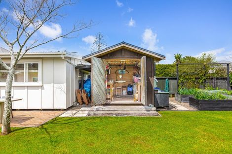 Photo of property in 203 Victoria Road, Devonport, Auckland, 0624