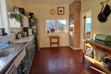 Photo of property in 105 Grafton Road, Roseneath, Wellington, 6011