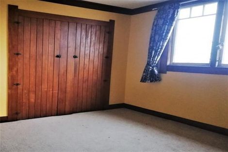 Photo of property in 35 Victoria Street, Hawera, 4610