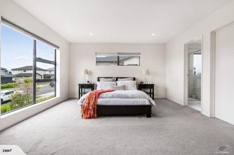 Photo of property in 10 Kuhanui Drive, Karaka, Papakura, 2113