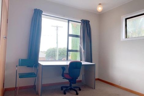 Photo of property in 2/104 Forrest Hill Road, Forrest Hill, Auckland, 0620