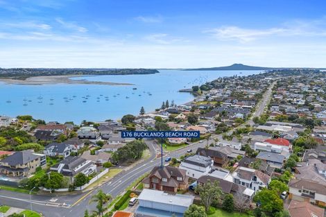 Photo of property in 176 Bucklands Beach Road, Bucklands Beach, Auckland, 2012