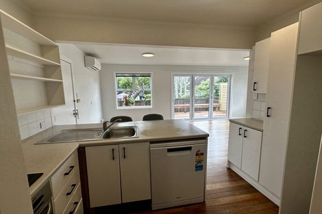 Photo of property in 2/8 Campbell Road, Takapuna, Auckland, 0622