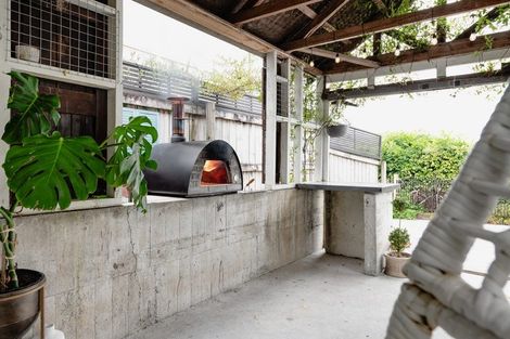 Photo of property in 24a Hunter Street, Hamilton Lake, Hamilton, 3204