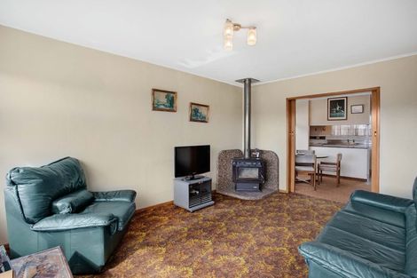 Photo of property in 70 Tatariki Street, Rosehill, Papakura, 2113