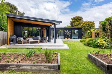 Photo of property in 59 The Circle, Manly, Whangaparaoa, 0930