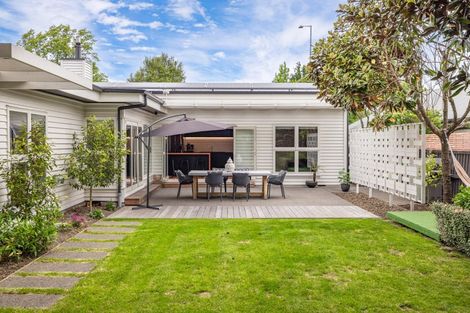 Photo of property in 75 Glandovey Road, Fendalton, Christchurch, 8052