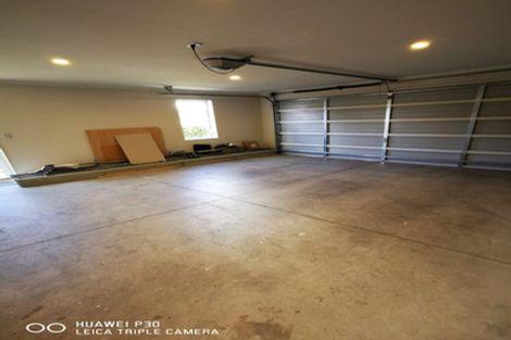 Photo of property in 23 Erceg Way, Rosehill, Papakura, 2113