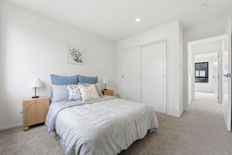 Photo of property in 2/30 Smythe Road, Henderson, Auckland, 0612