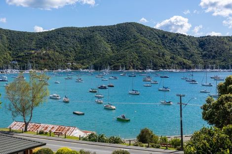 Photo of property in 2 Finlay Grove, Waikawa, Picton, 7220