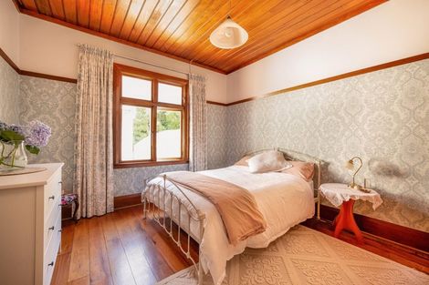 Photo of property in 28 Muri Road, Pukerua Bay, 5026