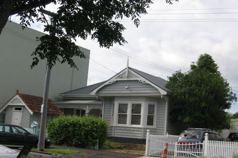 Photo of property in 4 Burnley Terrace, Mount Eden, Auckland, 1024