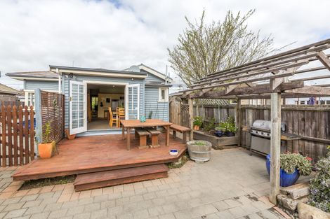 Photo of property in 37 Frankleigh Street, Somerfield, Christchurch, 8024