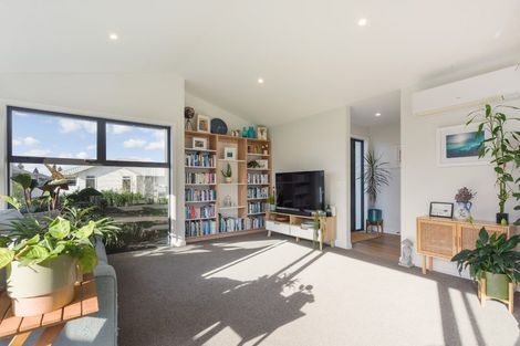 Photo of property in 16 Kuini Place, Motueka, 7120