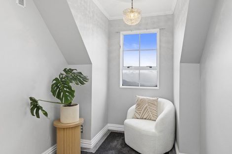 Photo of property in 12 Lindis Lane, Kelson, Lower Hutt, 5010