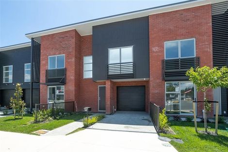 Photo of property in 40 Vincent Mcgrath Crescent, Swanson, Auckland, 0614