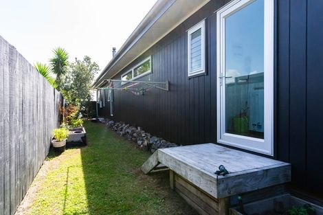 Photo of property in 10 Ti Tree Place, Mangawhai Heads, Mangawhai, 0505